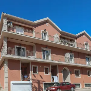 https://dina-apartment-argostoli-1.kefaloniahotels.net